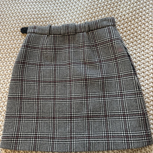 Carven houndstooth wool mini skirt EUC US8 - Picture 2 of 6